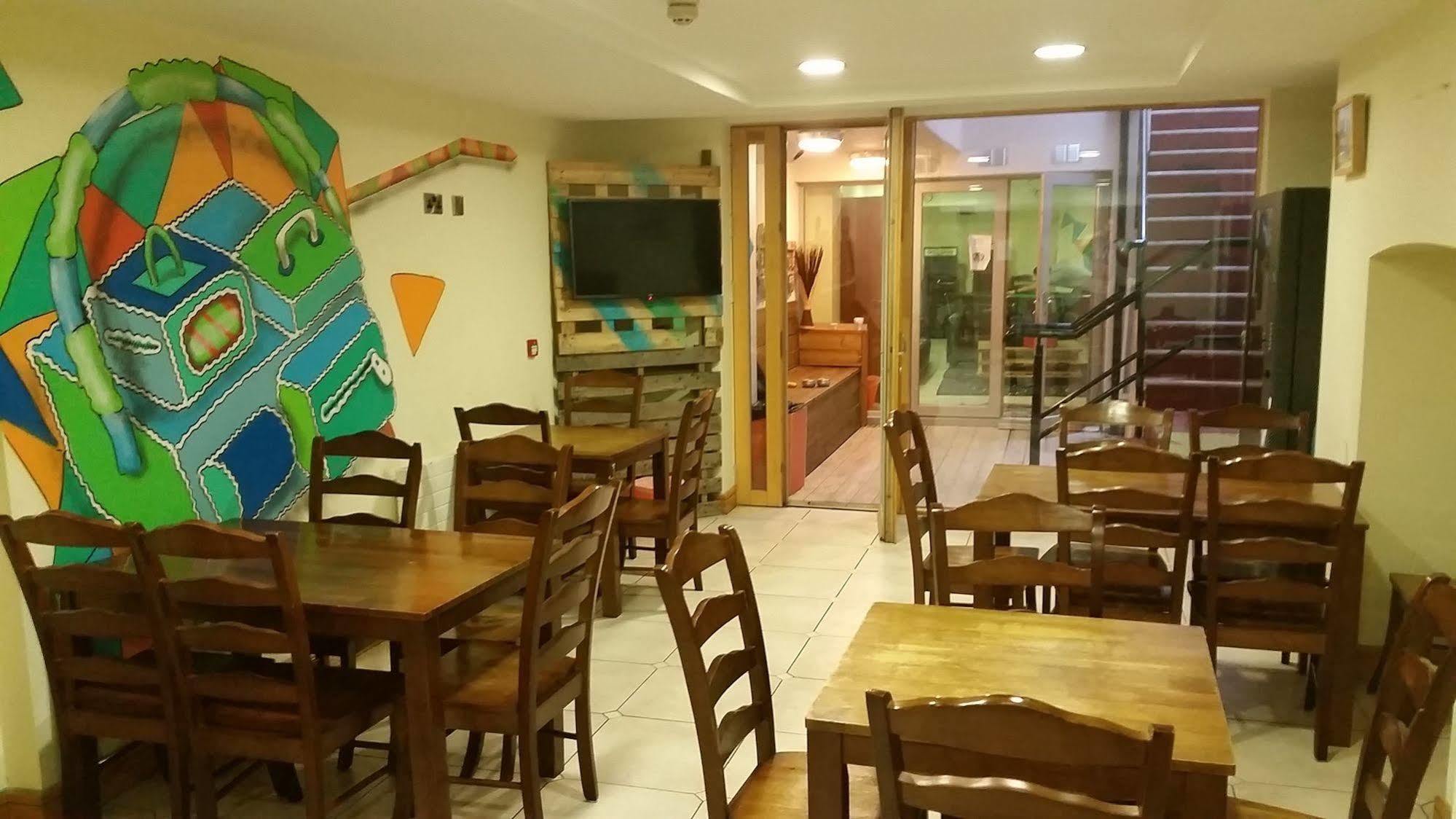 Egali Hostel Дублін Екстер'єр фото